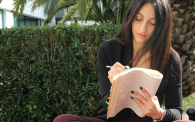 GIULIA NAPPI DURANTE LE RIPRESE DEL VIDEO “ELENA CARDINI”