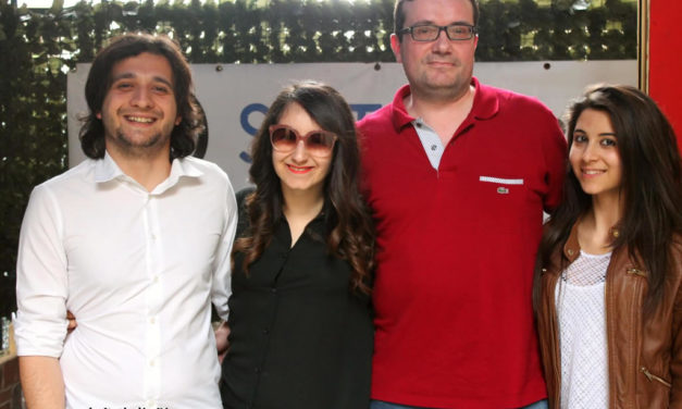INSEGUENDO LAURA A RADIO GODOT CON ALESSIA AISHA BOLZAN
